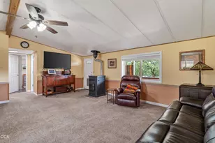 130 Kitty Dr, Eagle Point, OR 97524 - Photo 13