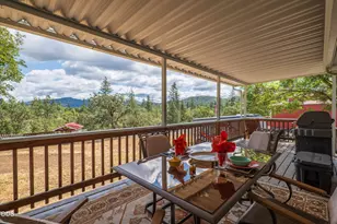 130 Kitty Dr, Eagle Point, OR 97524 - Photo 23