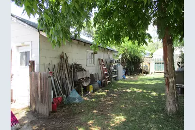 321 Crater Lake Parkway, Klamath Falls, OR 97601 - Photo 7