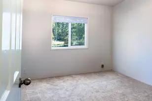 17044 Whittier Dr, Bend, OR 97707 - Photo 13