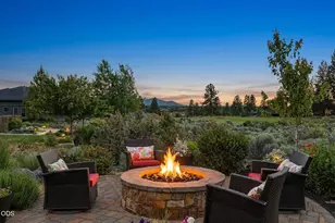 19372 Seaton Loop, Bend, OR 97702 - Photo 3