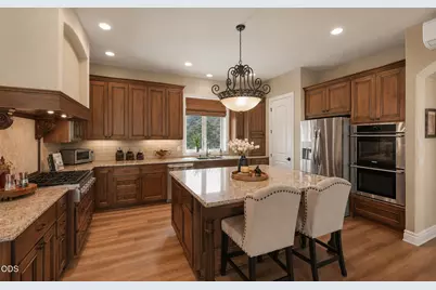 19372 Seaton Loop, Bend, OR 97702 - Photo 11