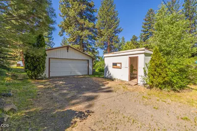 228 E Schonchin Street, Chiloquin, OR 97624 - Photo 7
