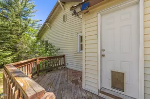 228 E Schonchin St, Chiloquin, OR 97624 - Photo 19