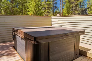 57691 Splitrock Ln, Sunriver, OR 97707 - Photo 15