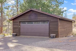 16430 Hwy 126, Sisters, OR 97759 - Photo 49