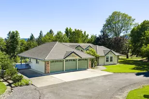 3939 Tami Ln, Central Point, OR 97502 - Photo 51