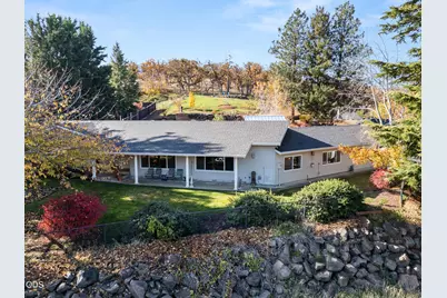 2820 David Lane, Medford, OR 97504 - Photo 1