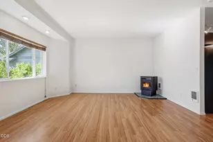1810 SW 27th St, Redmond, OR 97756 - Photo 11