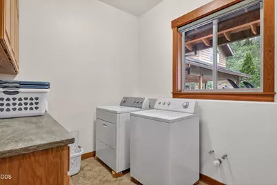22494 Jefferson Road, Ashland, OR 97520 - Photo 37