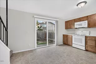 211 W Bolz Rd, Phoenix, OR 97535 - Photo 9