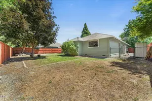 3533 Alderwood Dr, Medford, OR 97504 - Photo 33