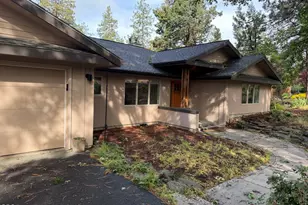 11138 Merganser Rd, Klamath Falls, OR 97601 - Photo 1