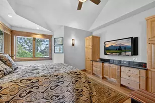 19717 SW Mount Bachelor Dr, Bend, OR 97702 - Photo 13