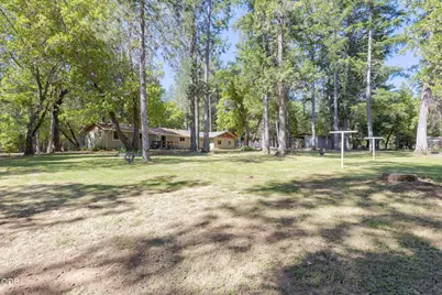 1740 Queens Branch Road, Rogue River, OR 97537 - Photo 25