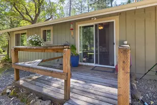 1740 Queens Branch Rd, Rogue River, OR 97537 - Photo 33