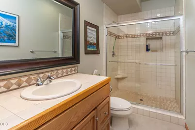 60621 Golf Village Loop, Bend, OR 97702 - Photo 23