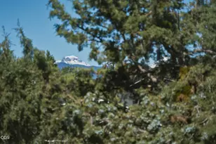 20825 Rorick Dr, Bend, OR 97701 - Photo 7