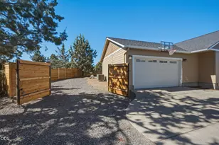 20825 Rorick Dr, Bend, OR 97701 - Photo 41
