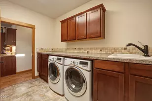 20825 Rorick Dr, Bend, OR 97701 - Photo 35