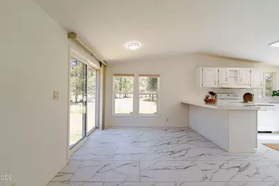 16115 Del Pino Drive, La Pine, OR 97739 - Photo 11