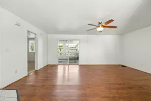 5595 Table Rock Rd, Central Point, OR 97502 - Photo 13