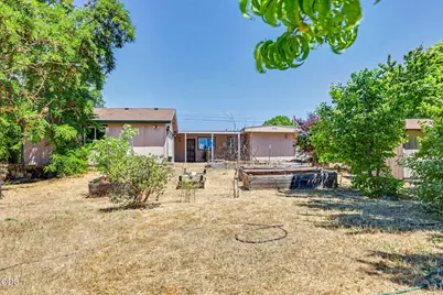 5595 Table Rock Road, Central Point, OR 97502 - Photo 7