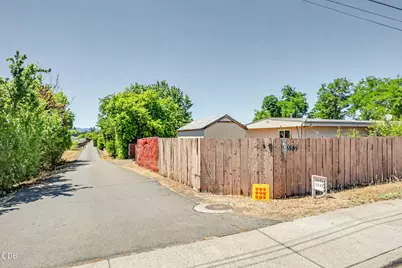 5595 Table Rock Road, Central Point, OR 97502 - Photo 41