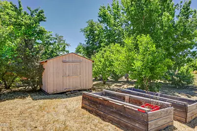 5595 Table Rock Road, Central Point, OR 97502 - Photo 37