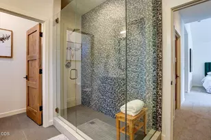 60457 Kangaroo Loop, Bend, OR 97702 - Photo 29