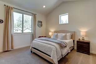 60457 Kangaroo Loop, Bend, OR 97702 - Photo 21