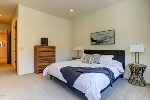 60457 Kangaroo Loop, Bend, OR 97702 - Photo 5