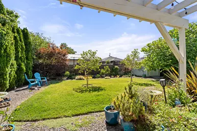 887 Holley Way, Central Point, OR 97502 - Photo 23