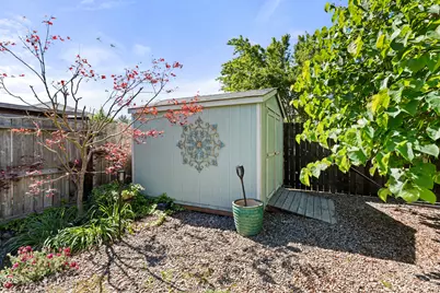 887 Holley Way, Central Point, OR 97502 - Photo 25