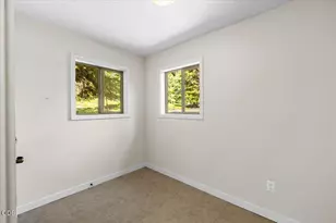 42256 Skiway Dr, Klamath Falls, OR 97601 - Photo 21