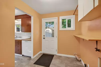 840 B Street, Ashland, OR 97520 - Photo 11