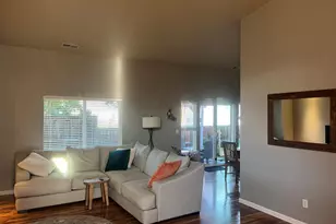 308 Live Oak Loop, Central Point, OR 97502 - Photo 5
