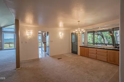 1403 Highcrest Drive, Medford, OR 97504 - Photo 17
