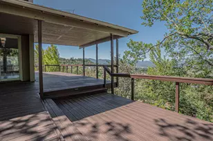 1403 Highcrest Dr, Medford, OR 97504 - Photo 59