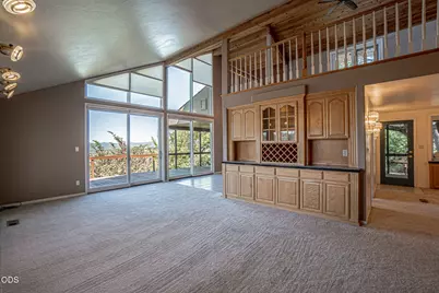 1403 Highcrest Drive, Medford, OR 97504 - Photo 15