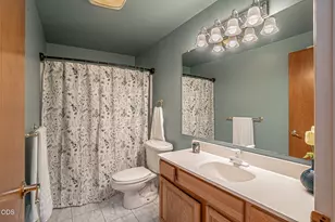 1403 Highcrest Dr, Medford, OR 97504 - Photo 31