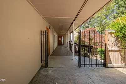 1403 Highcrest Drive, Medford, OR 97504 - Photo 7