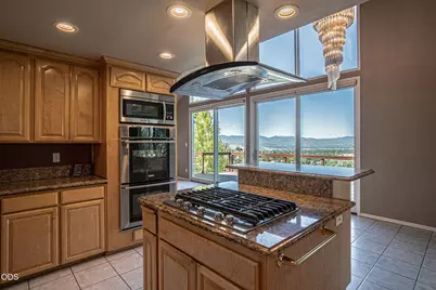 1403 Highcrest Drive, Medford, OR 97504 - Photo 17