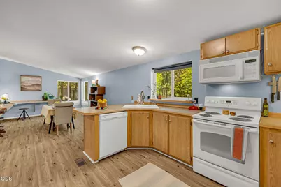 60335 Zuni Circle, Bend, OR 97702 - Photo 5