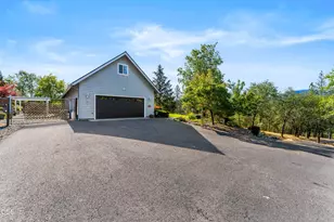 3620 Demaray Dr, Grants Pass, OR 97527 - Photo 55