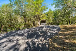 3620 Demaray Dr, Grants Pass, OR 97527 - Photo 59