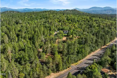 3620 Demaray Drive, Grants Pass, OR 97527 - Photo 27