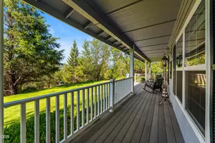 3620 Demaray Dr, Grants Pass, OR 97527 - Photo 45