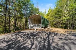 3620 Demaray Dr, Grants Pass, OR 97527 - Photo 61