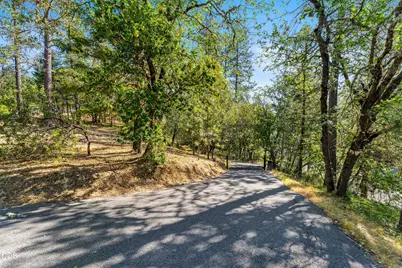 3620 Demaray Drive, Grants Pass, OR 97527 - Photo 37